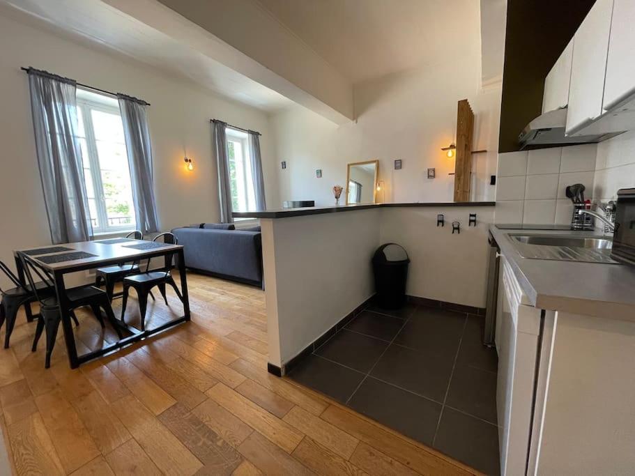 L'Appartement Tomey Avec Parking Carcassonne Dış mekan fotoğraf