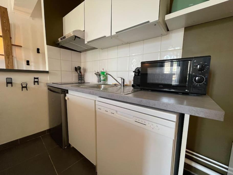 L'Appartement Tomey Avec Parking Carcassonne Dış mekan fotoğraf