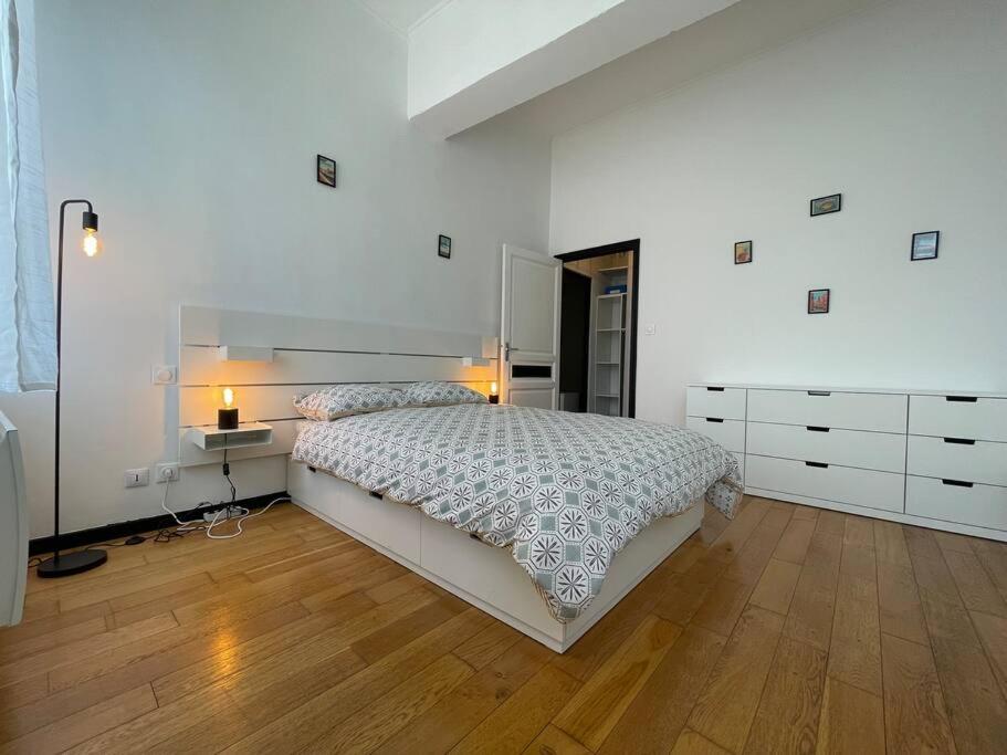 L'Appartement Tomey Avec Parking Carcassonne Dış mekan fotoğraf